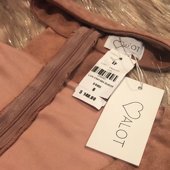 beautiful brand new dress - Picture 5 of 8